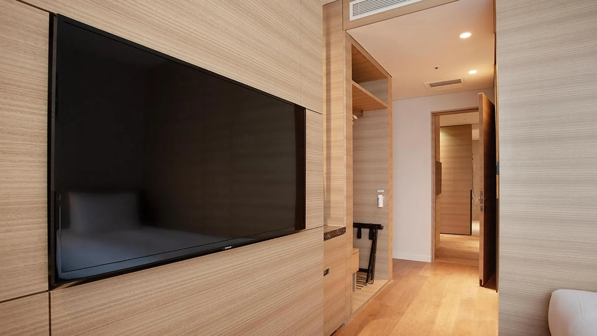Crown Park Hotel Seoul Myeongdong 3*,