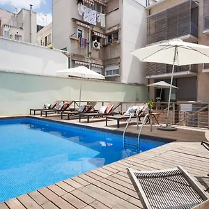 https://apartment-barcelona-rentals-gracia-pool-apartments-center.catalonia-hotels.com