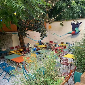 Yasi Auberge de jeunesse