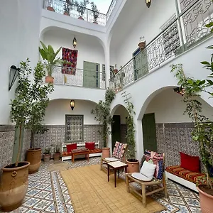 yu-yu-hostel.marrakeshhotelsmorocco.com/
