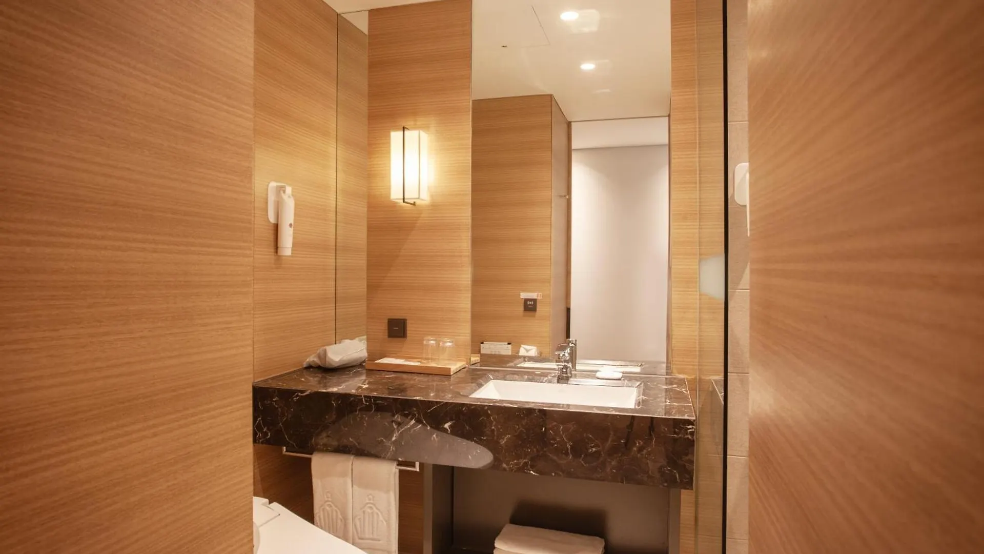 Crown Park Hotel Seoul Myeongdong